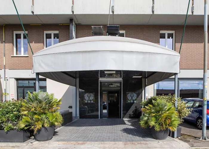 Tiby Hotel