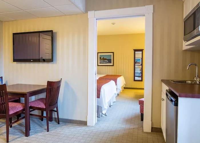 Quality Inn & Suites Downtown