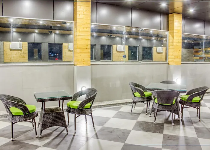 Zip By Spree Hotels Grand Legacy Prime