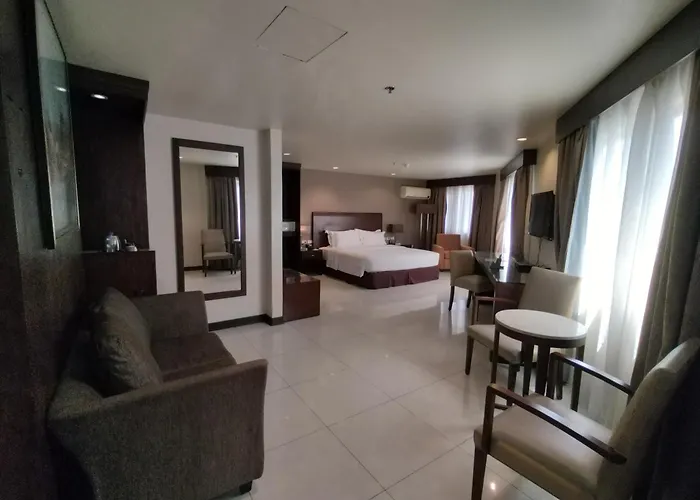 Beach Hotels Mandarin Plaza