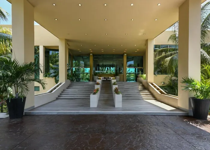 Generations Riviera Maya Oceanfront Family , All & More Inclusive
