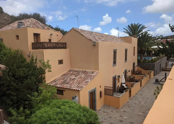 Hotel Rural El Mondalon