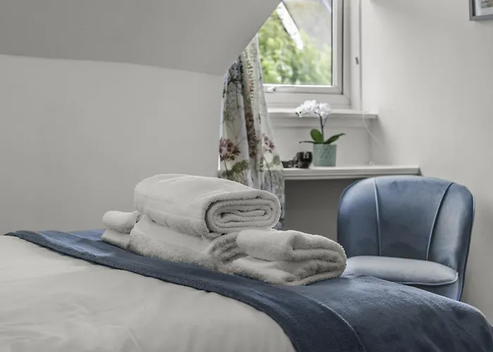 Upper Rock Brighton - Guest House