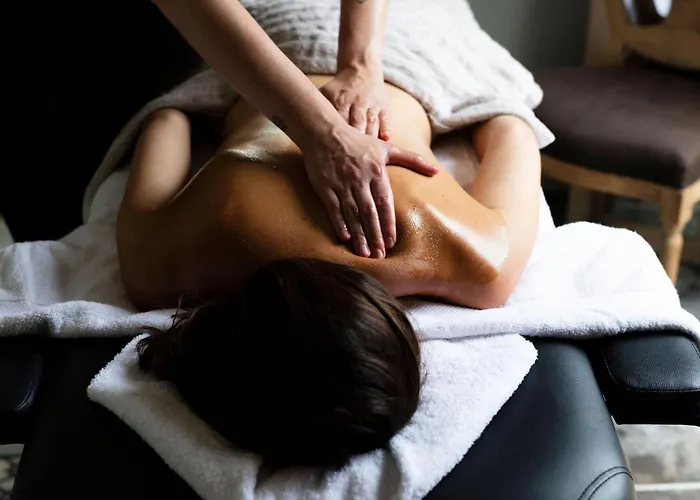 Resort: La Bastide Du Clos Des Roses - Teritoria