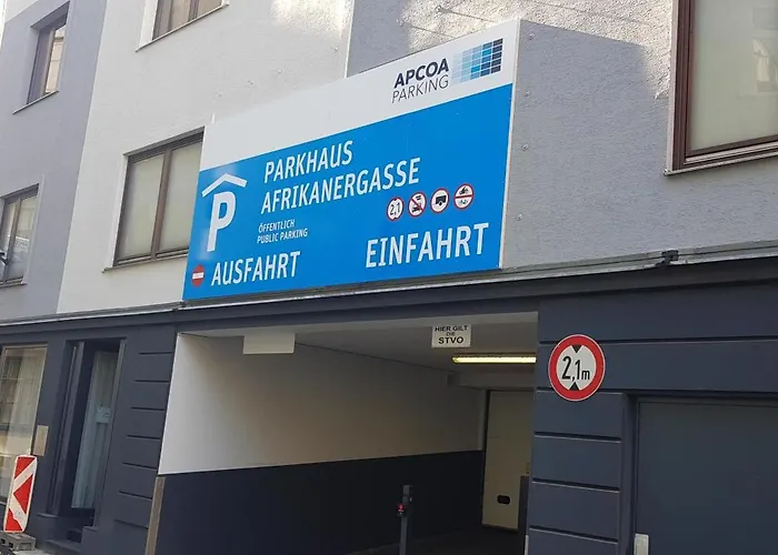 Gal s Vienna