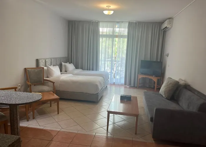 El Sheikh Suites Hotel