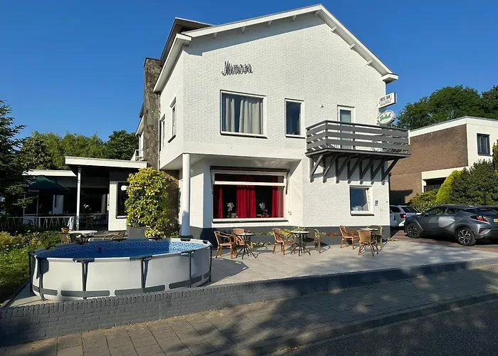 Mimosa Hotel