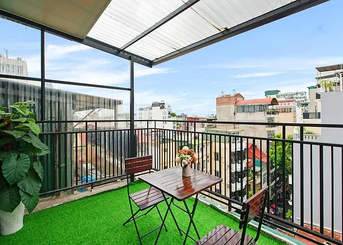 Hotel with view: Family Suite Hotel