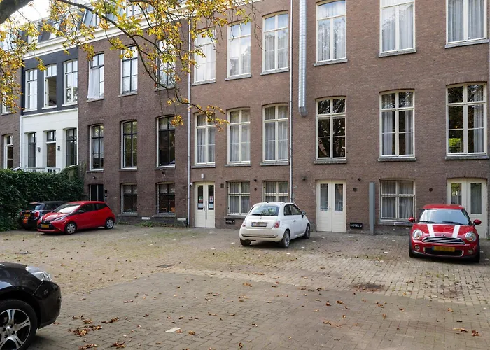 PH Hotel Oosteinde