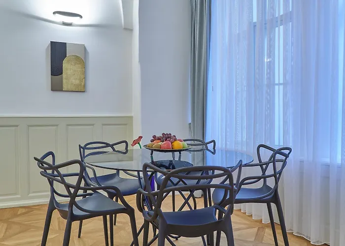 Hotel U 3 Pstrosu