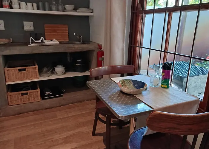 Hemel En Aarde Village Accommodation