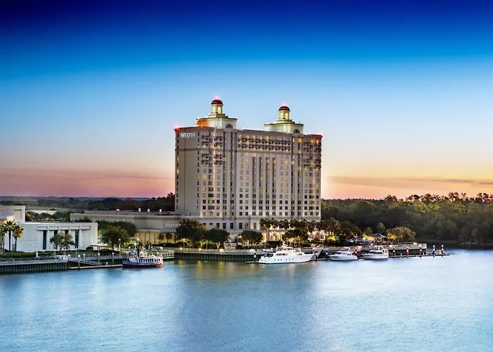 Hotels with pool Westin Savannah Harbor Golf & Spa