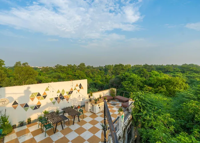 Ping Pong hotel: Minimalist One Hauz Khas Village