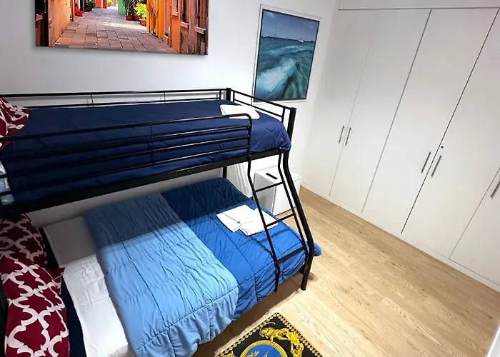 Fuencarral-Gran Via Rooms Tph