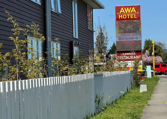 Resort: Awa Hotel