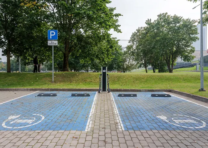 Hotel with view: Riga Islande Hotel With Free Parking