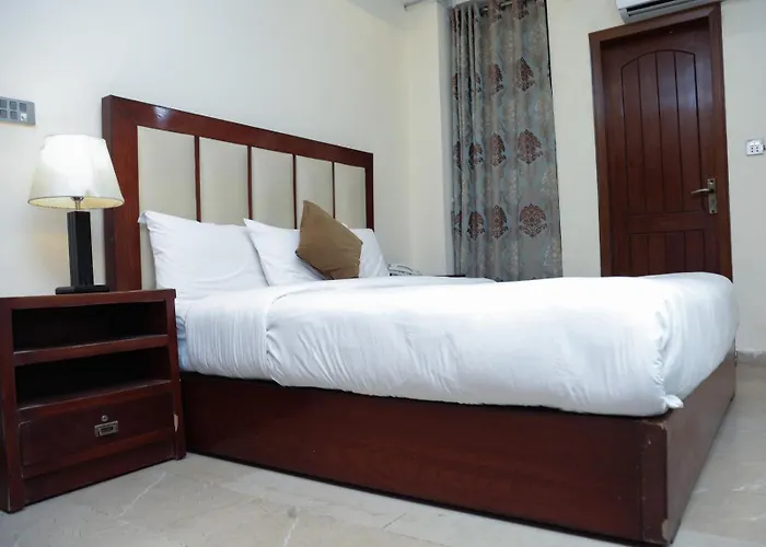 5 star hotel: Executive Residency