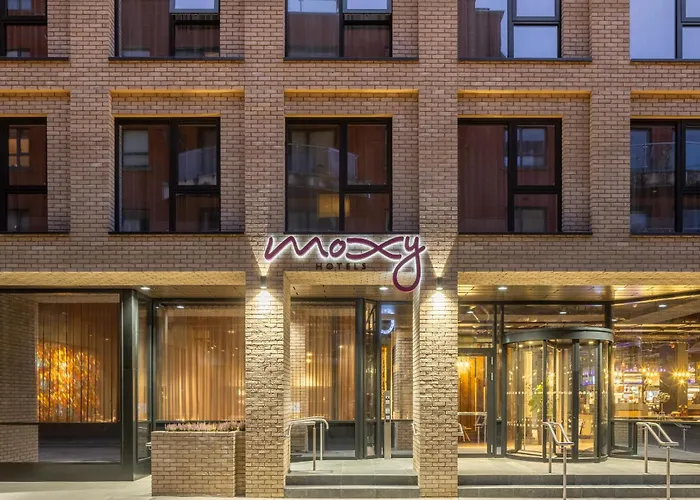 Moxy Cork