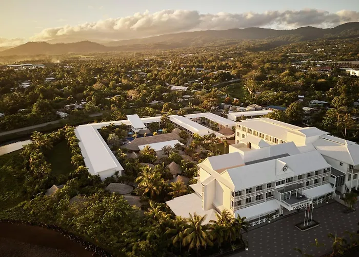 5 star hotel: Sheraton Samoa Aggie Grey'S Hotel & Bungalows