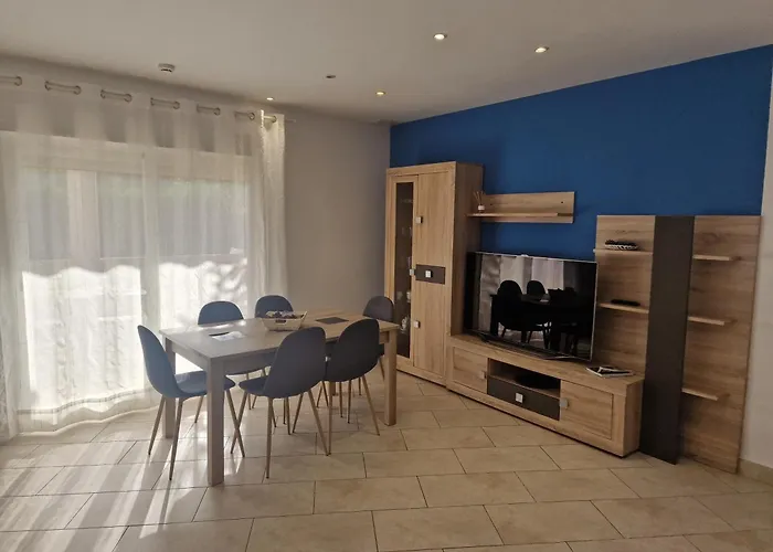 Apartamentos Cala Azul La Móra