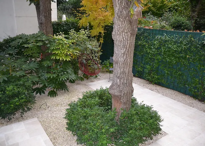  La Villa D'Auteuil