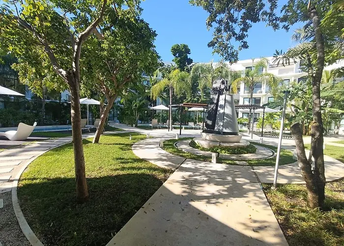 luxury central park lagunas