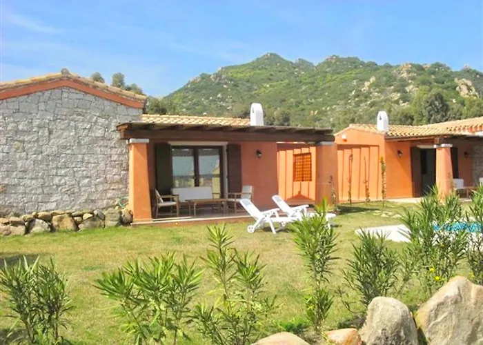 Isa-Villas With Shared Pool In Costa Rei Just 500 Meters From The Sea