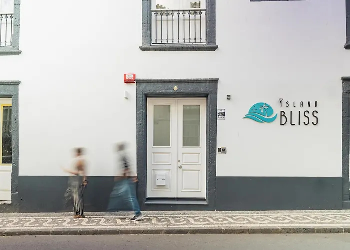 Albergue: Island Bliss