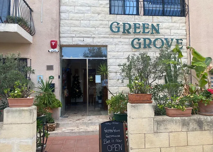 Green Grove Guest House