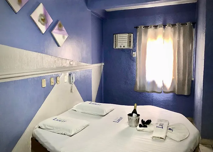 Hotel Lunar