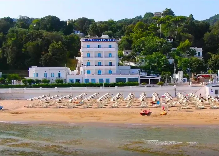  Riviera