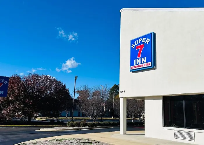 Resorts Guide Super 7 Inn Tupelo