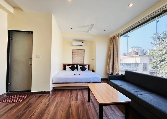 3 star hotel: Golden Square - Kolkata Airport