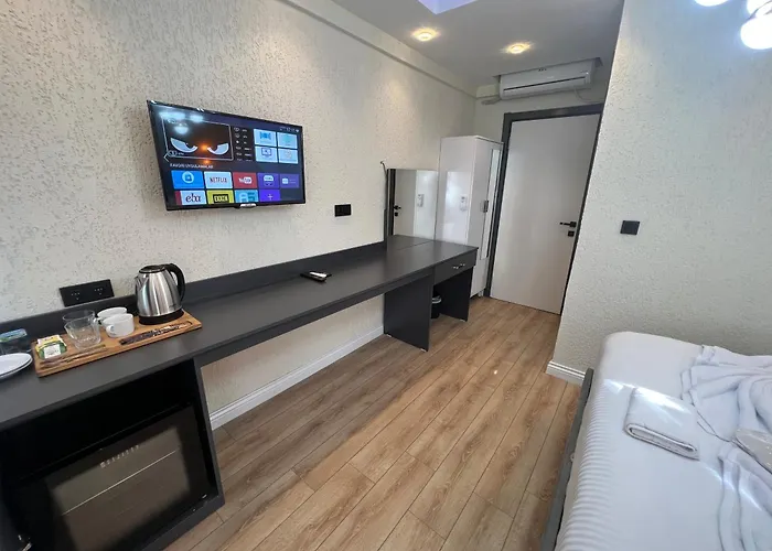 Feycem Suites Hotel