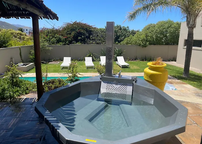 Hot Tub in Room Bird'S View Guest Accommodation
