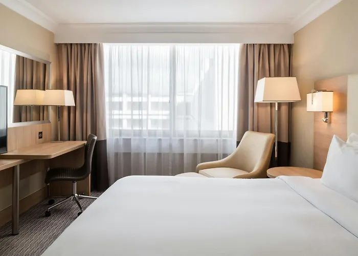 Renaissance London Heathrow Hotel