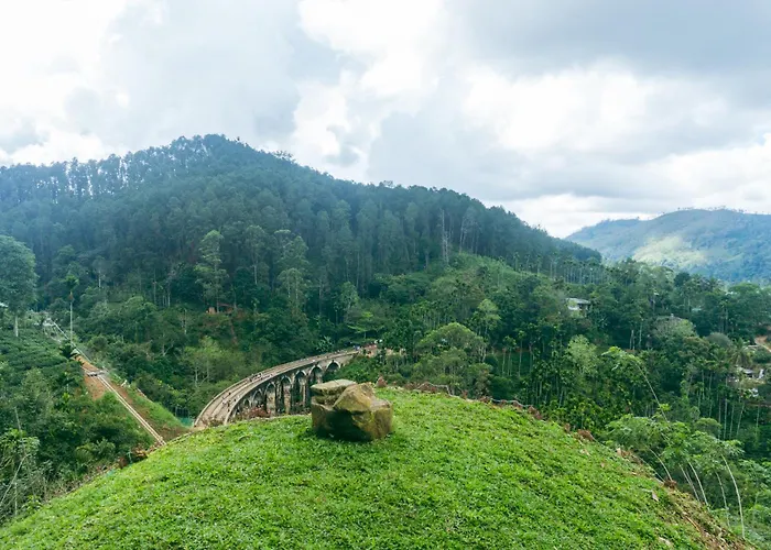 Hobbit Hole Hideaway