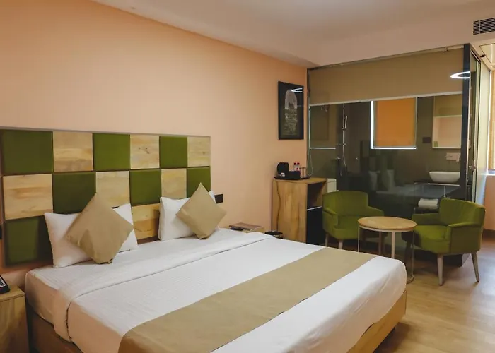 Hotels Close to Airport Dodas Palace