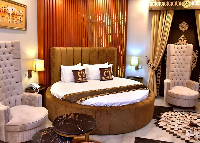 Family Hotel: Imperial Suites
