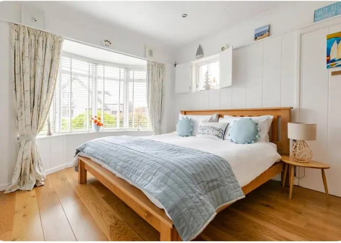 B&B only: The Slopes