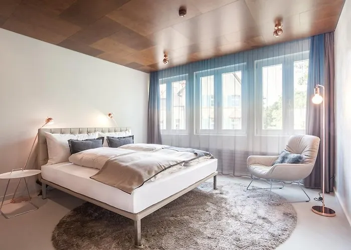 EMA House Hotel Suites
