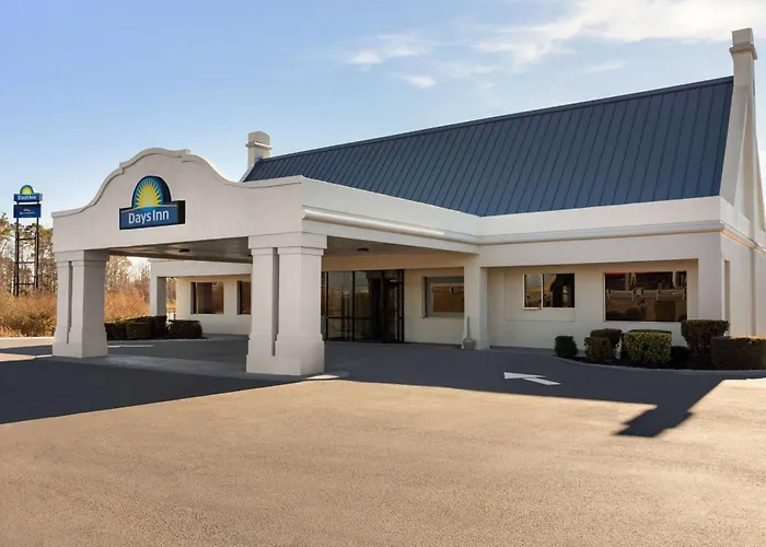 Cheap hotels Days Inn By Wyndham Emporia