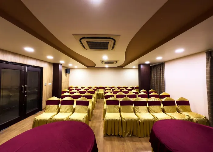 Hotel Royal Palm - A Budget Hotel In Udaipur