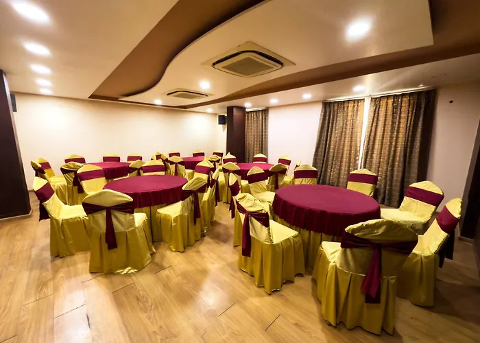 Hotel Royal Palm - A Budget Hotel In Udaipur
