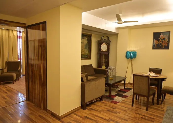 Hk Clarks Inn,
