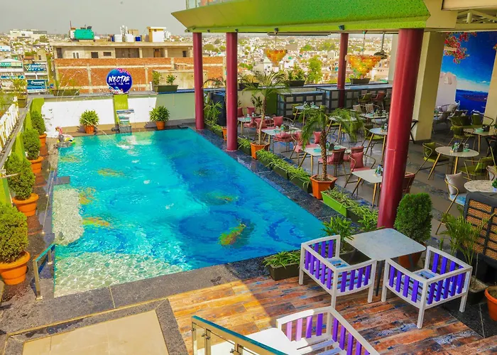 Hk Clarks Inn,
