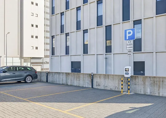 B&B HOTEL Famalicão