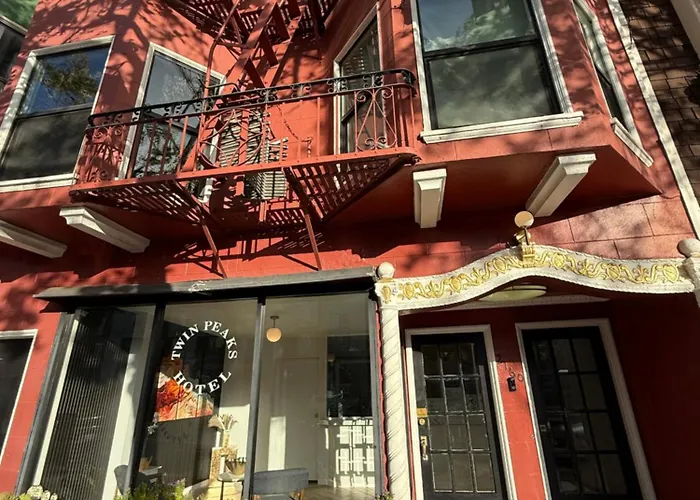 Motel: Twin Peaks Hotel