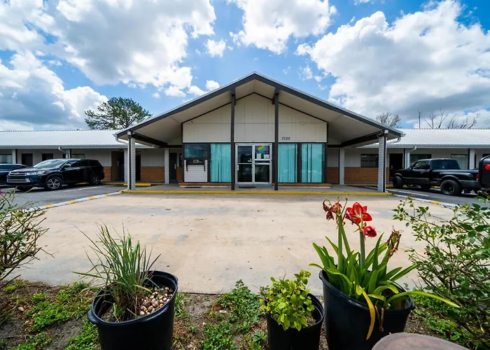 Oyo Hotel Ocala, Fl I-75