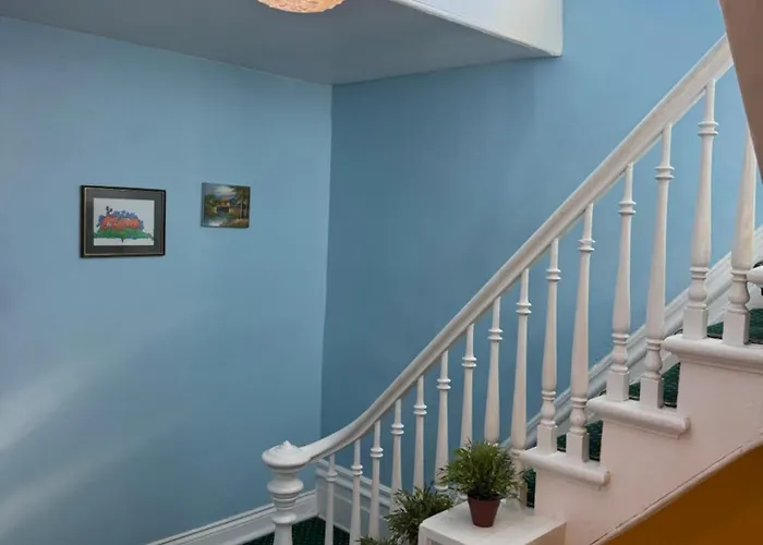  Ottawa Backpackers Inn